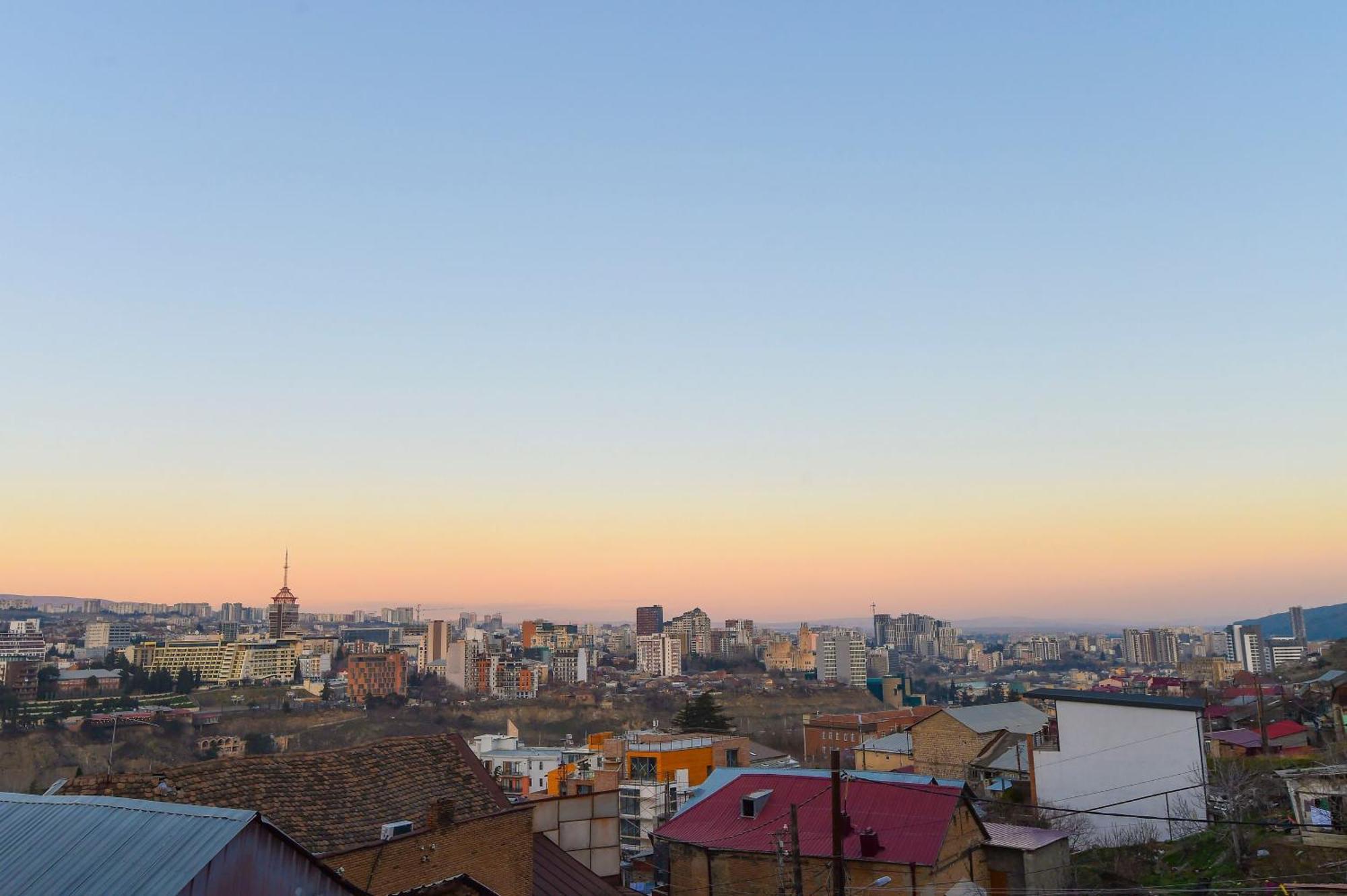 Kraveli Hotel Tbilisi Eksteriør bilde