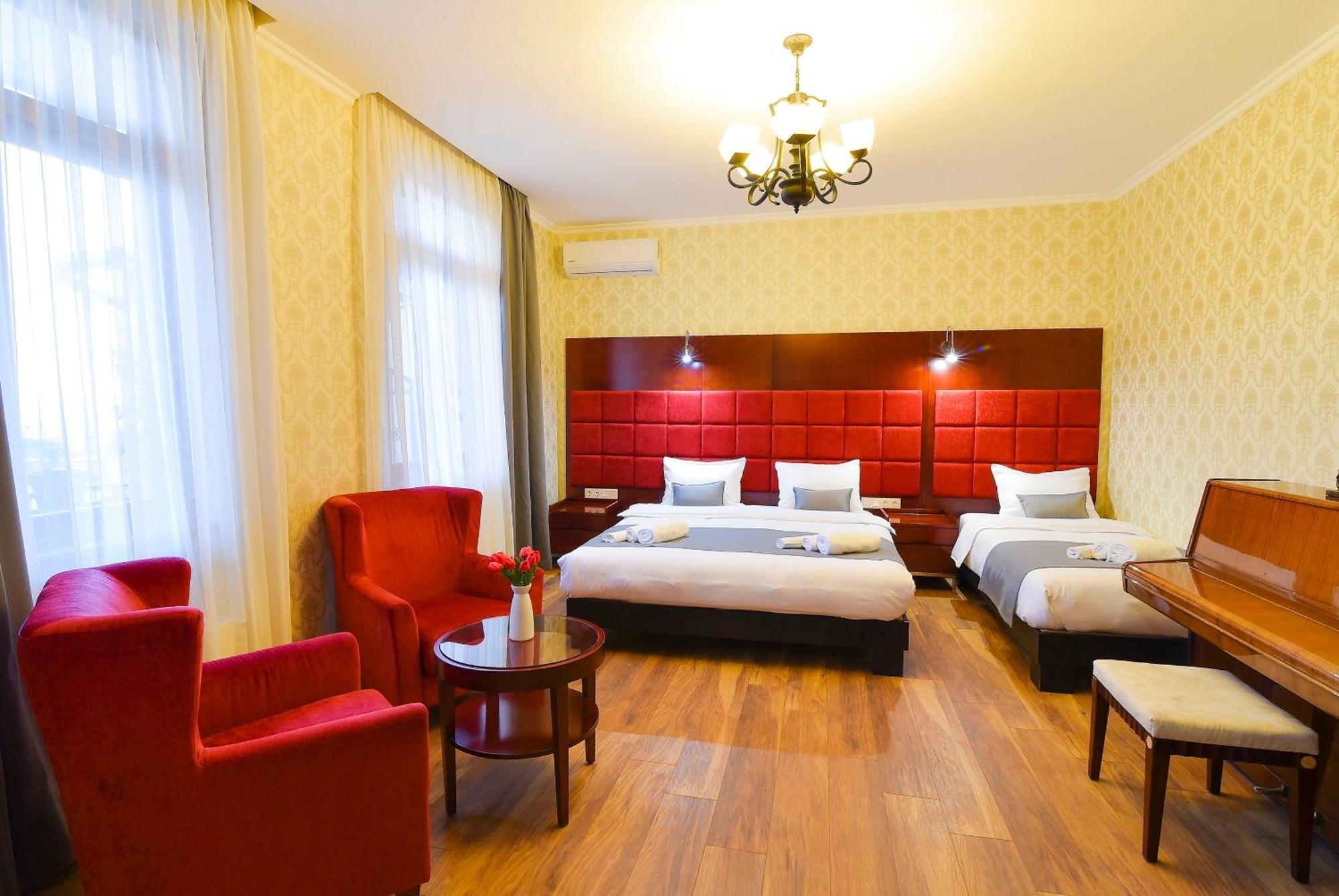 Kraveli Hotel Tbilisi Eksteriør bilde