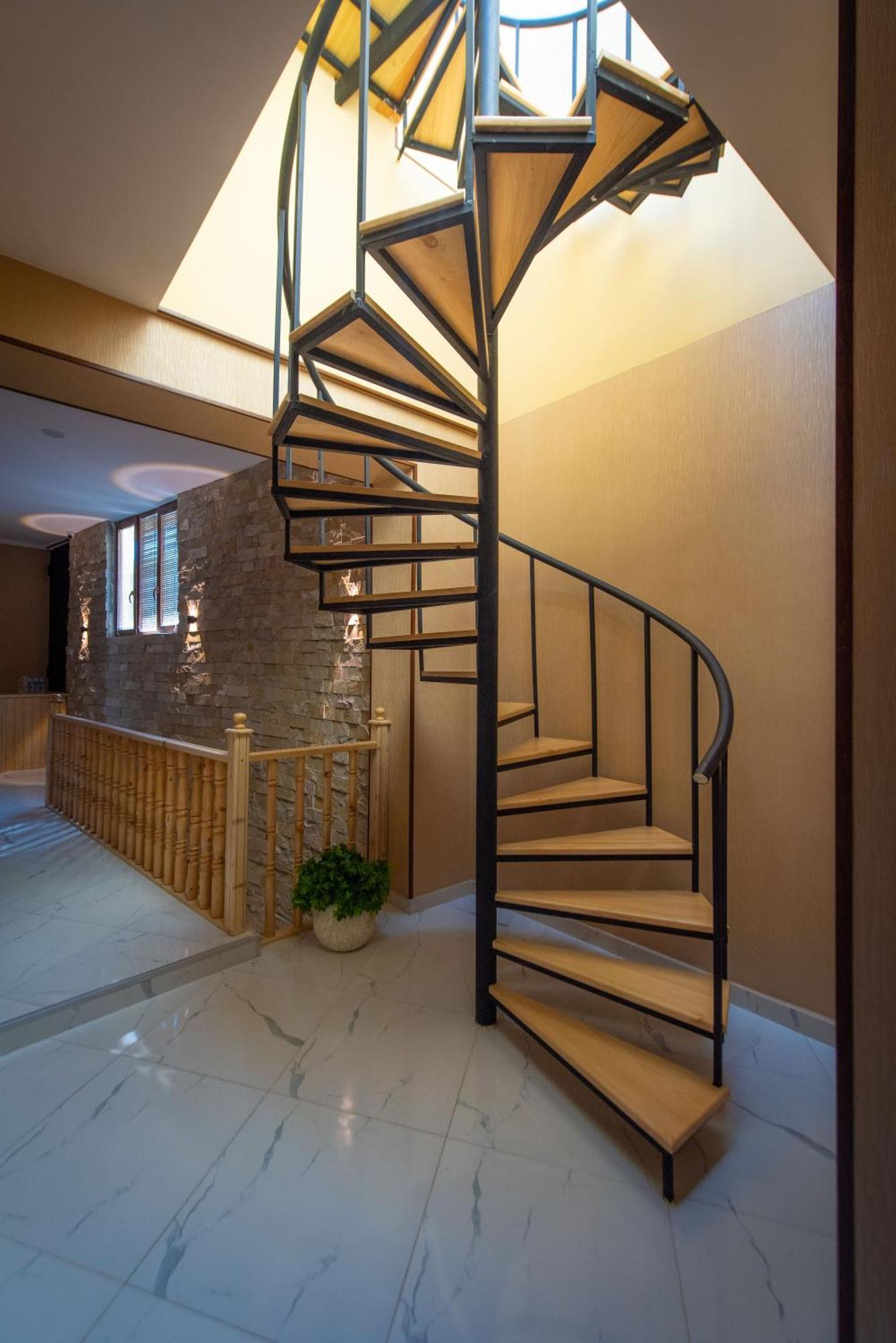 Kraveli Hotel Tbilisi Eksteriør bilde