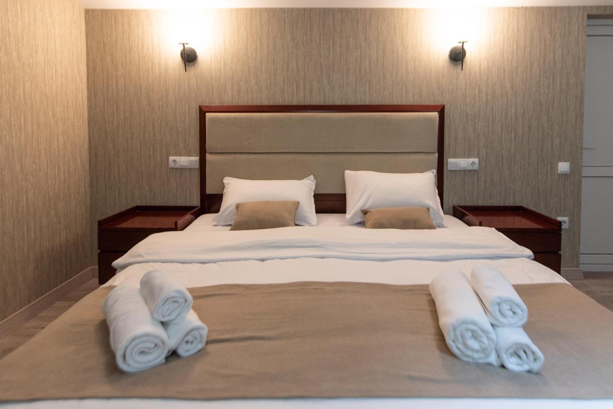 Kraveli Hotel Tbilisi Eksteriør bilde