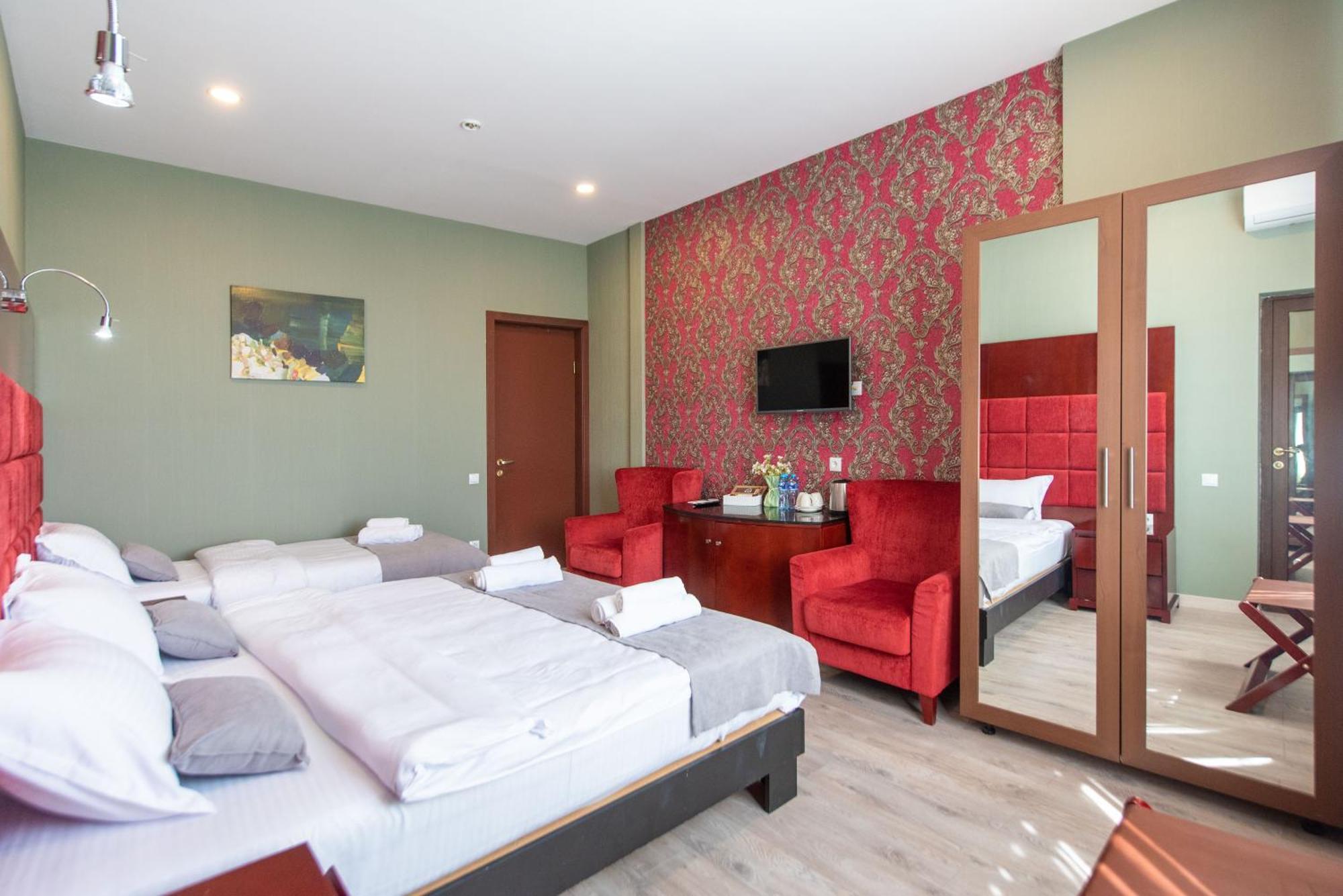 Kraveli Hotel Tbilisi Eksteriør bilde